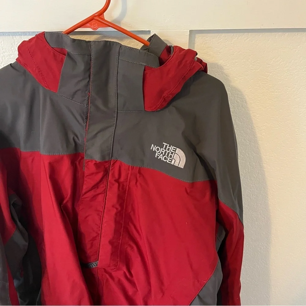 The North Face Men's XL Hyvent Winter Jacket.